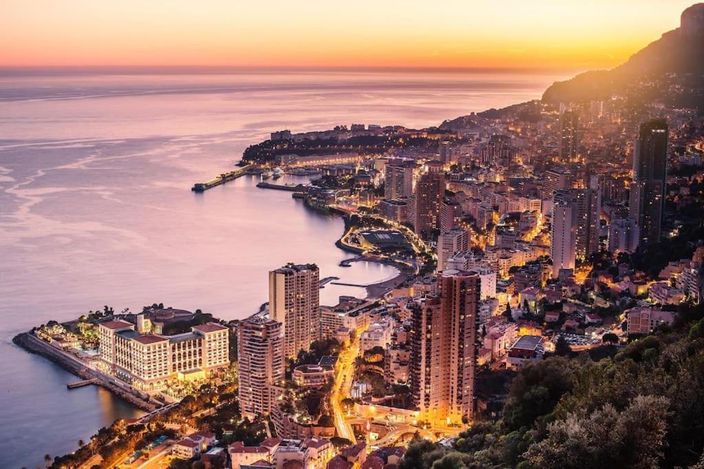 Les Jardins De Monaco Vue Mer Et Piscine Apartman Saint-Antoine  Kültér fotó